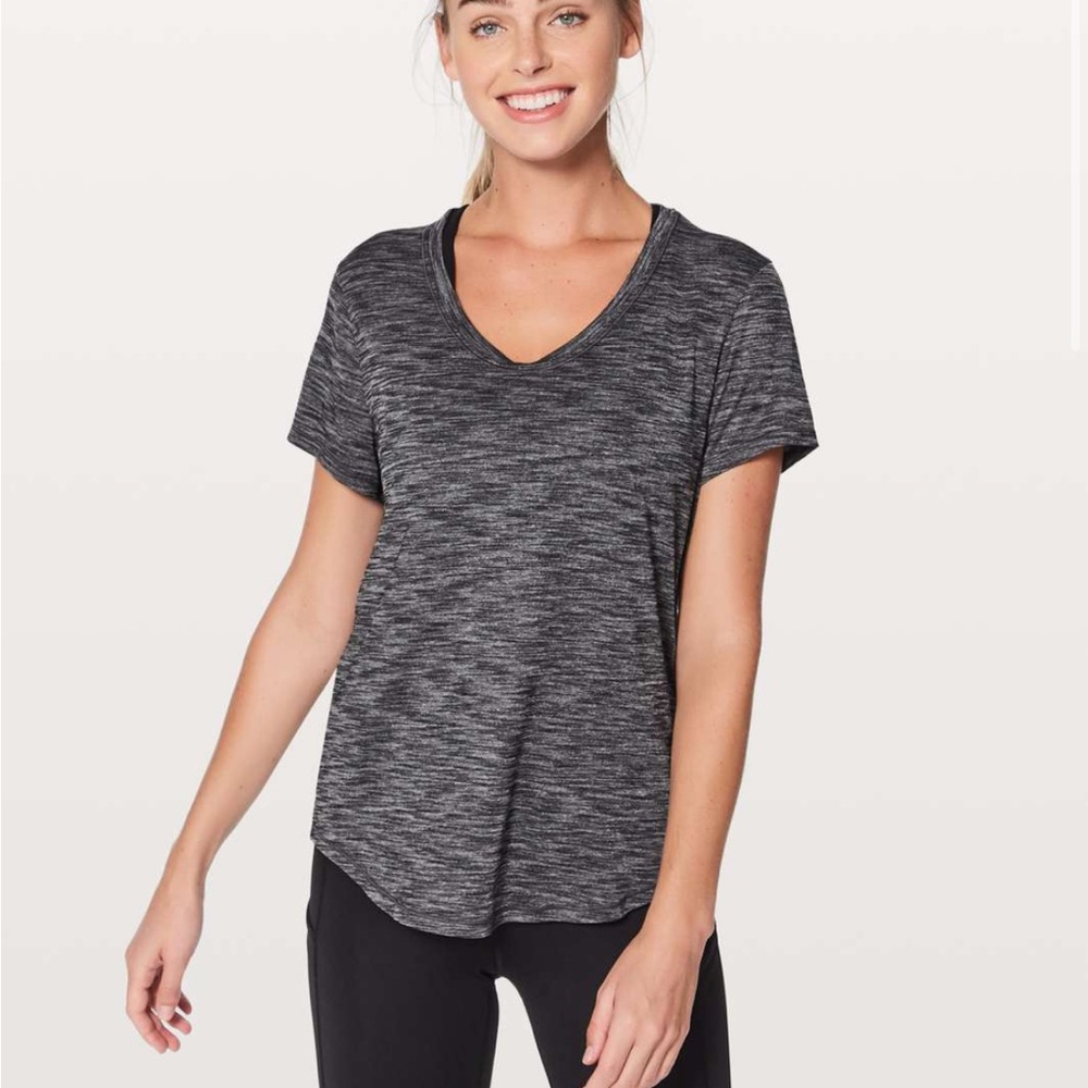 Lululemon grey short sleeve top